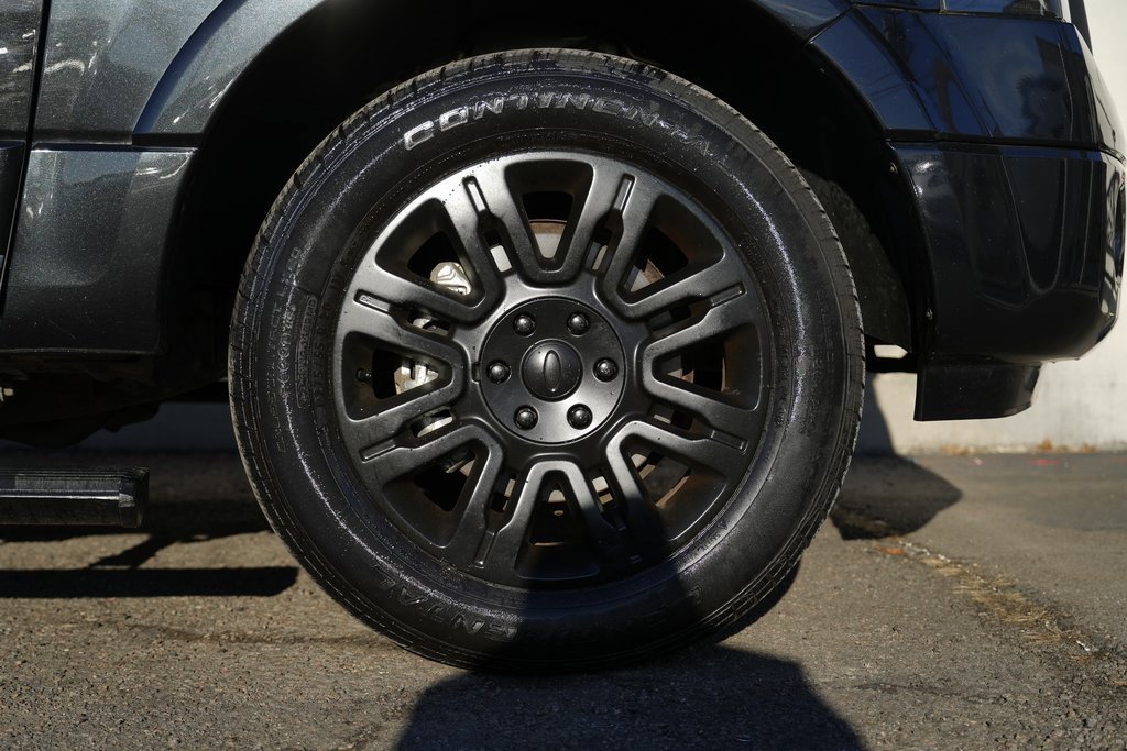 Used 2013 Ford Expedition EL Limited image 12