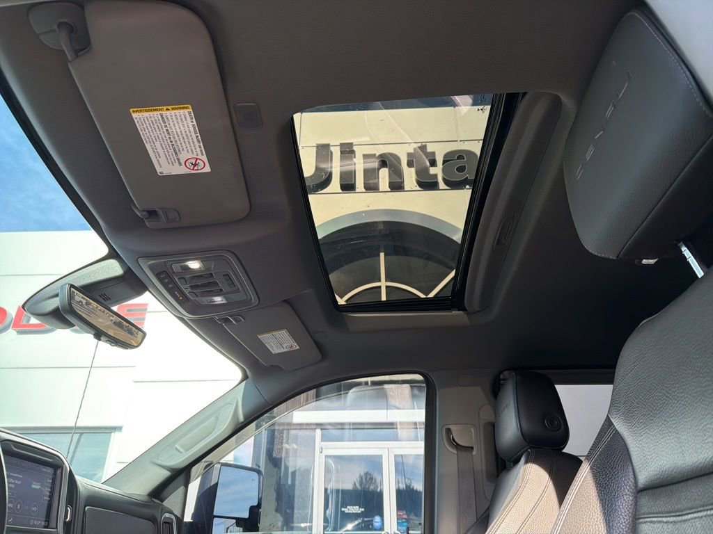 Used 2020 GMC Sierra 2500 Denali w/ Denali Ultimate Package image 32