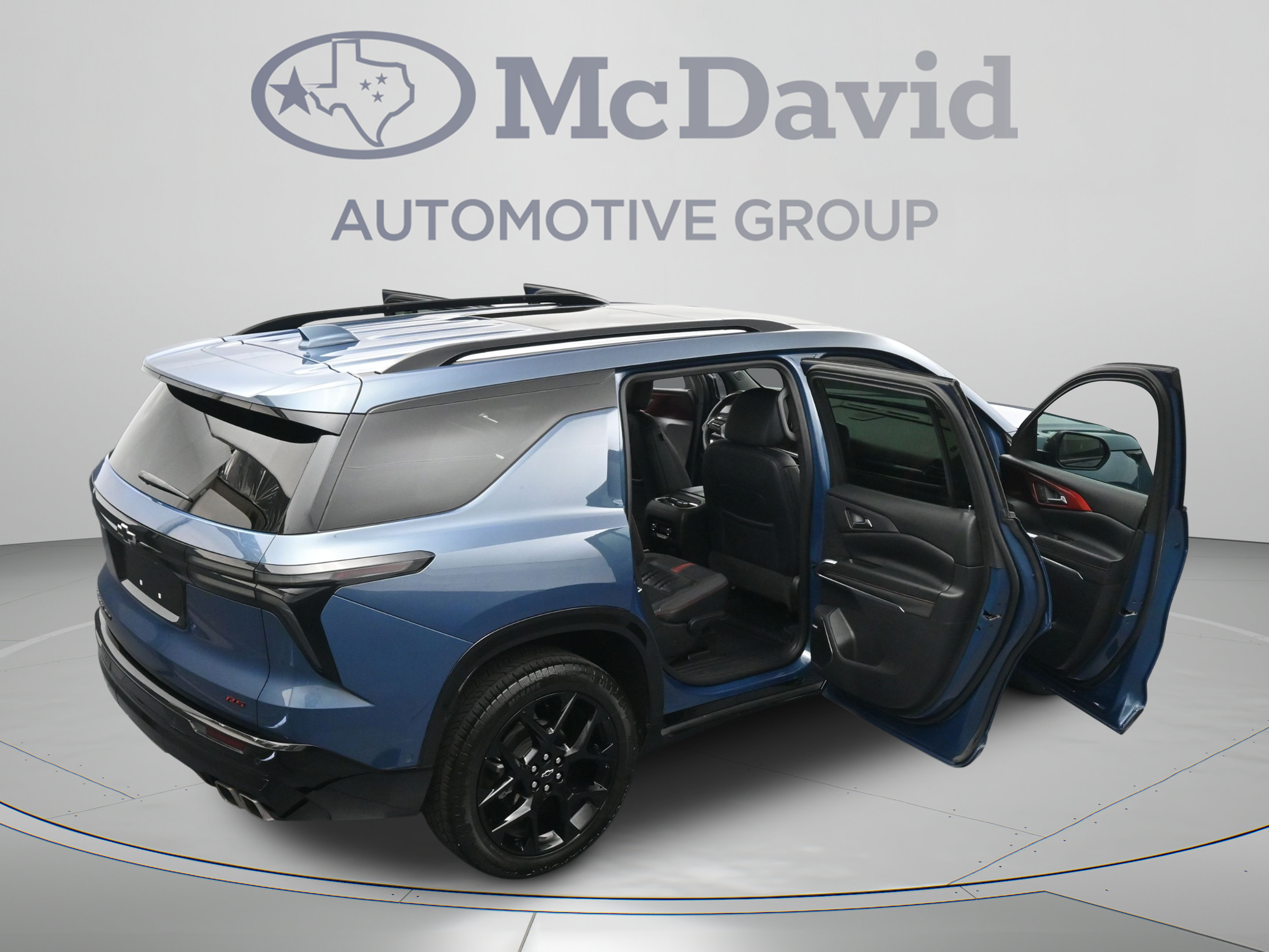 Used 2025 Chevrolet Traverse RS w/ LPO, Cargo Package AWD/4WD image 47