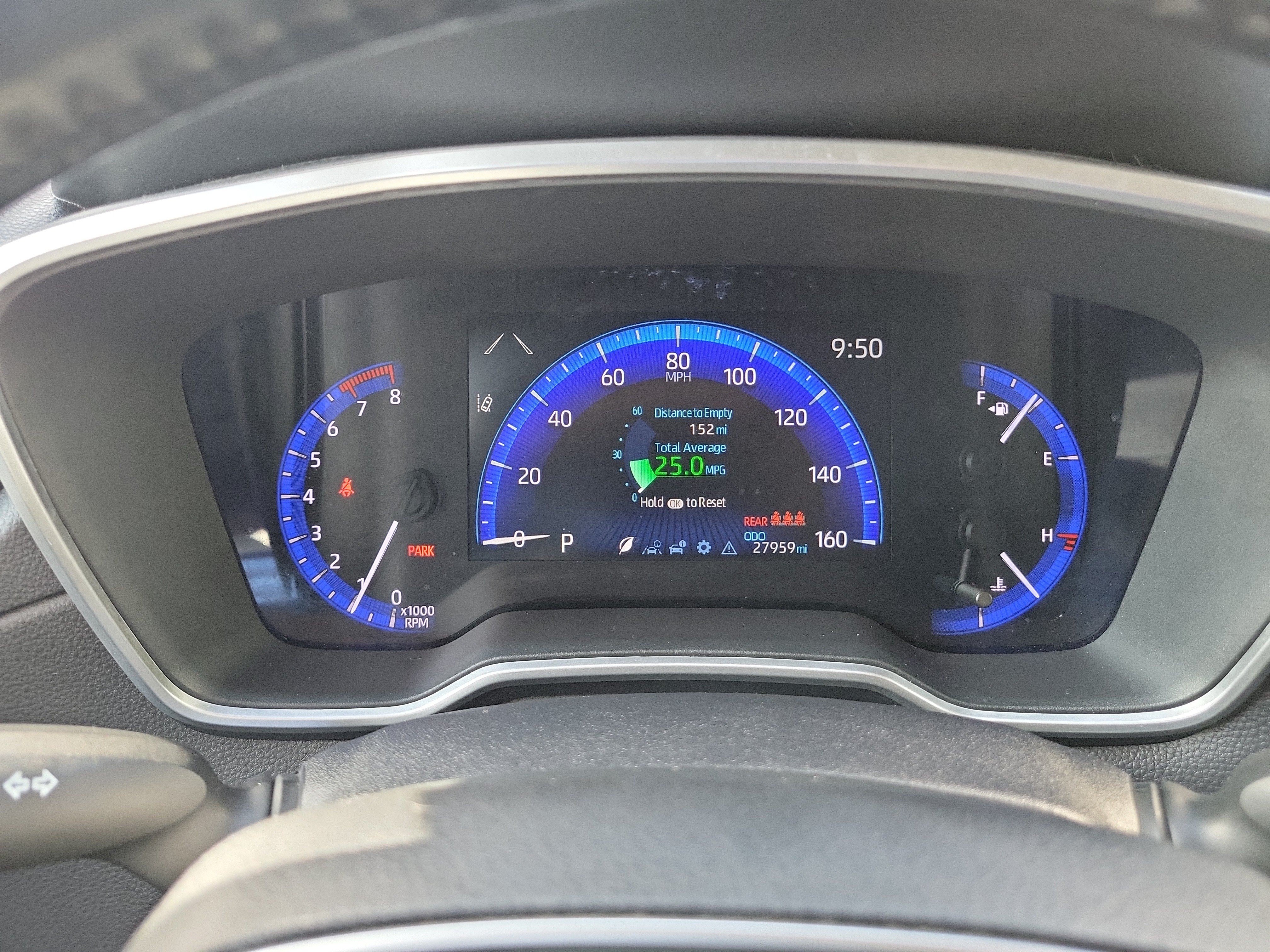 Used 2022 Toyota Corolla Cross XLE FWD image 30