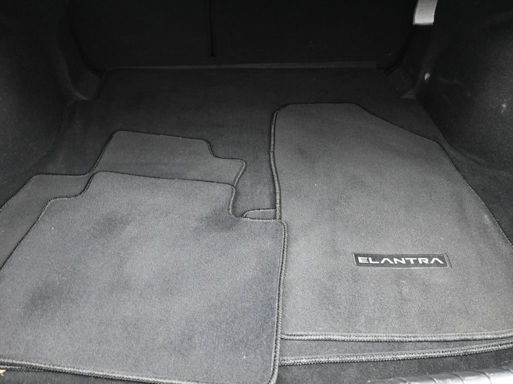 Used 2024 Hyundai Elantra SEL w/ Convenience Package image 23