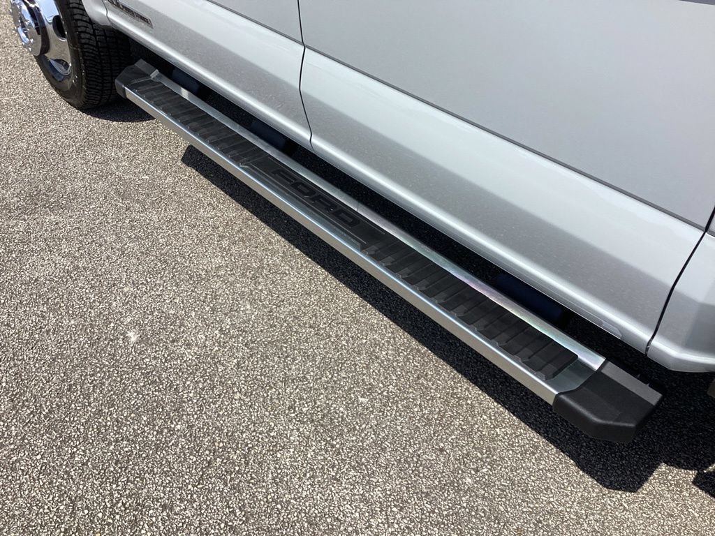 New 2026 Ford F350 Lariat AWD/4WD image 27