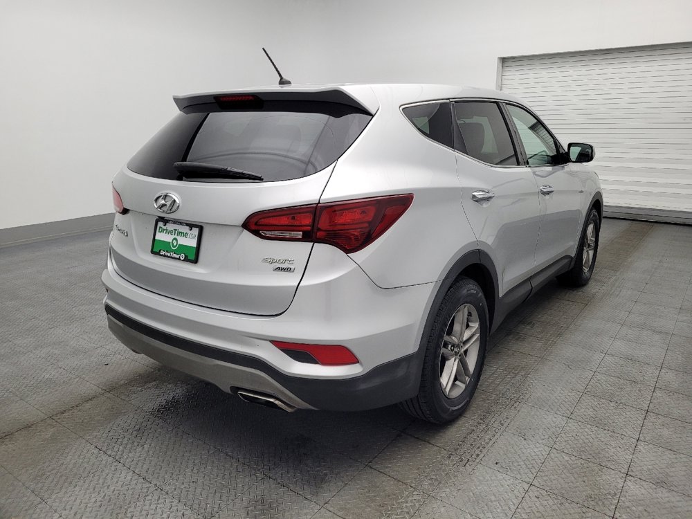 Used 2018 Hyundai Santa Fe Sport image 9
