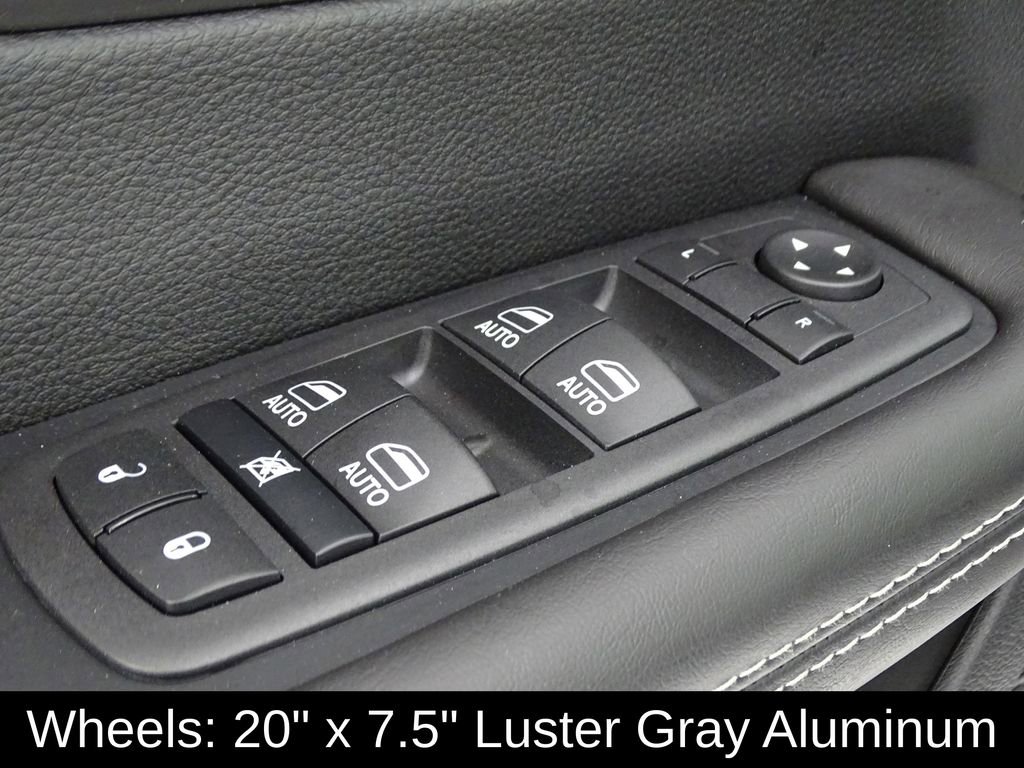 New 2026 Chrysler Pacifica Select image 18