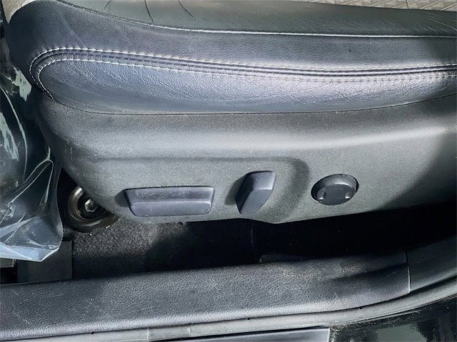 Used 2013 Toyota Camry SE image 12