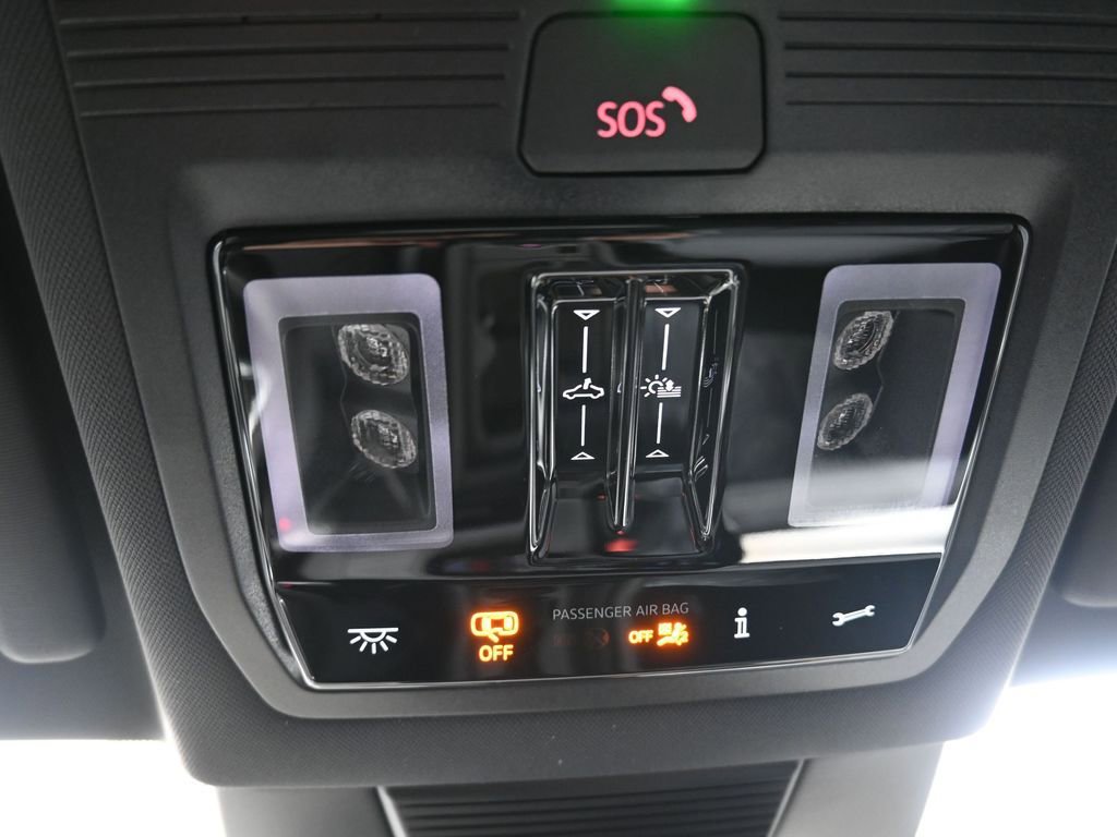 New 2026 Volkswagen Tiguan SE R-Line image 36