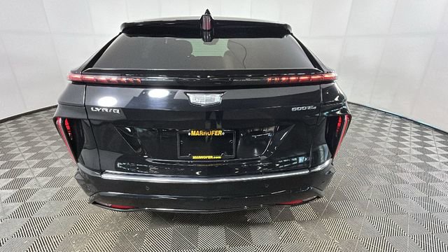 Used 2024 Cadillac Lyriq Luxury AWD/4WD image 4