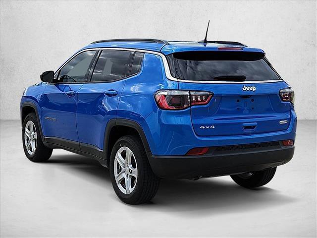 Used 2024 Jeep Compass Latitude AWD/4WD image 8
