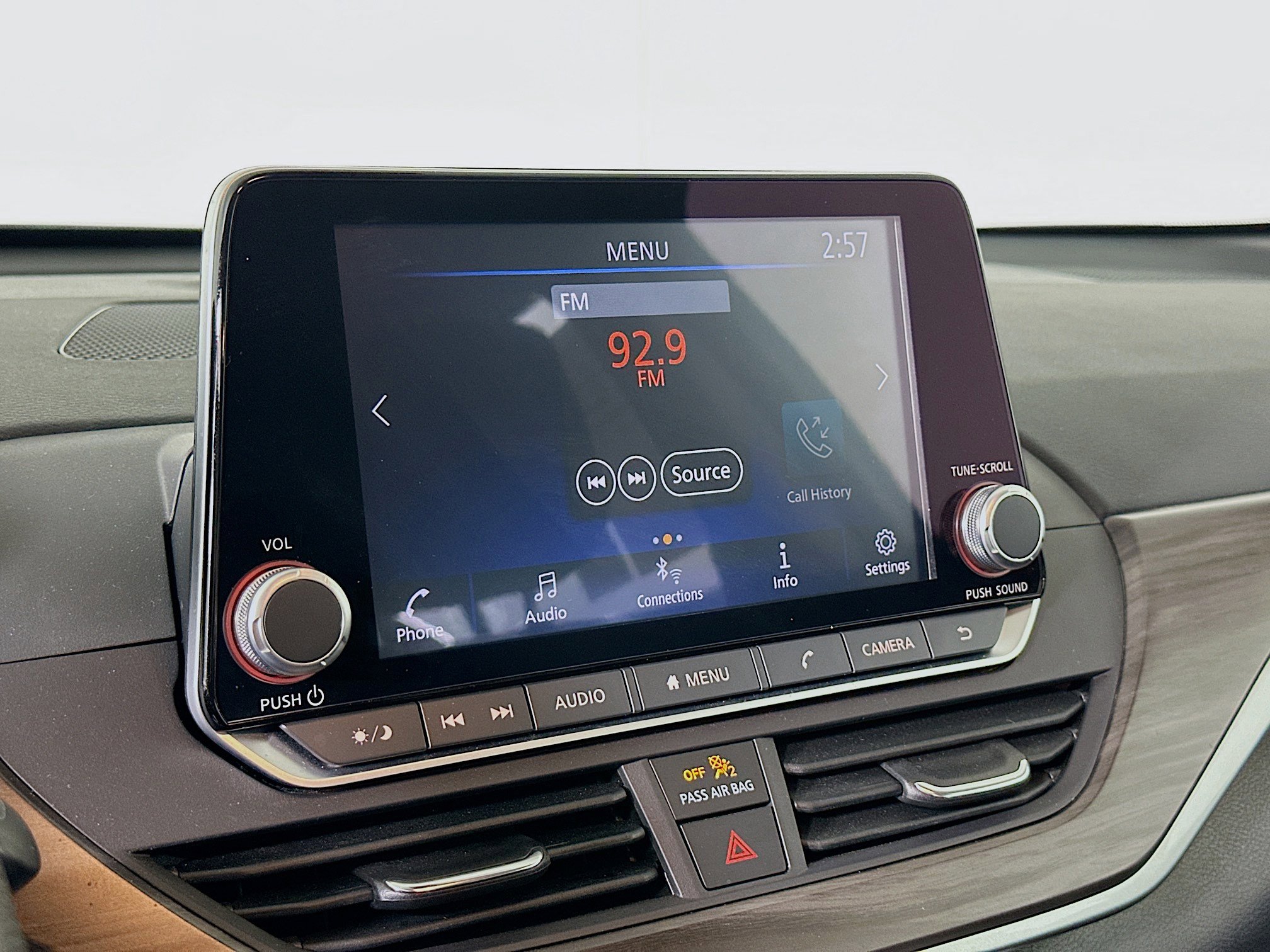 Used 2023 Nissan Altima 2.5 SV FWD image 21