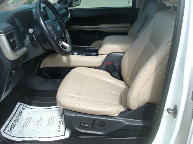 Used 2024 Ford Expedition XLT RWD image 15
