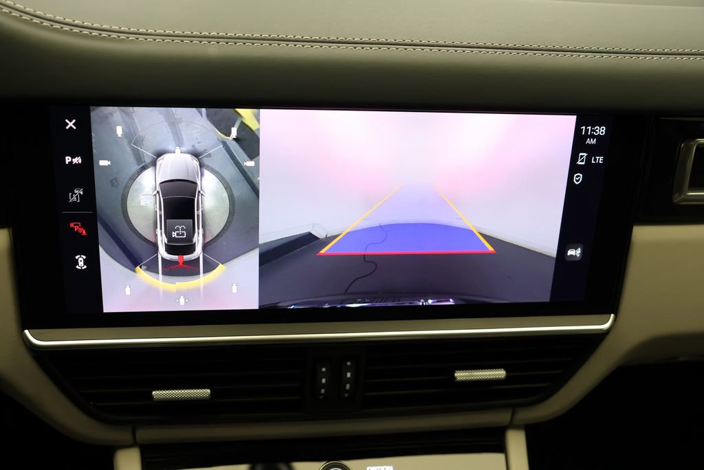 Certified 2023 Porsche Cayenne Turbo S image 24