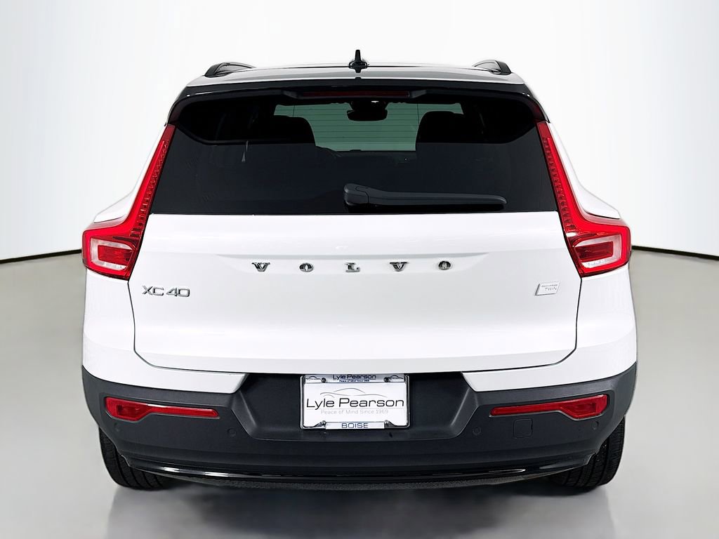 Used 2023 Volvo XC40 Recharge Plus AWD/4WD image 10