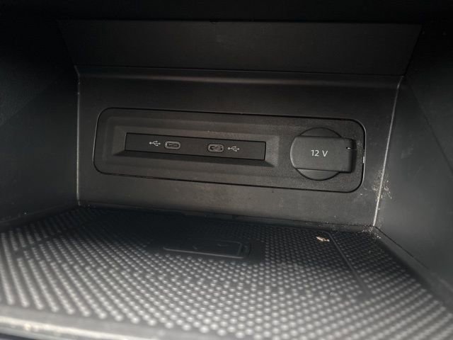 Used 2022 Volkswagen Atlas SEL image 33