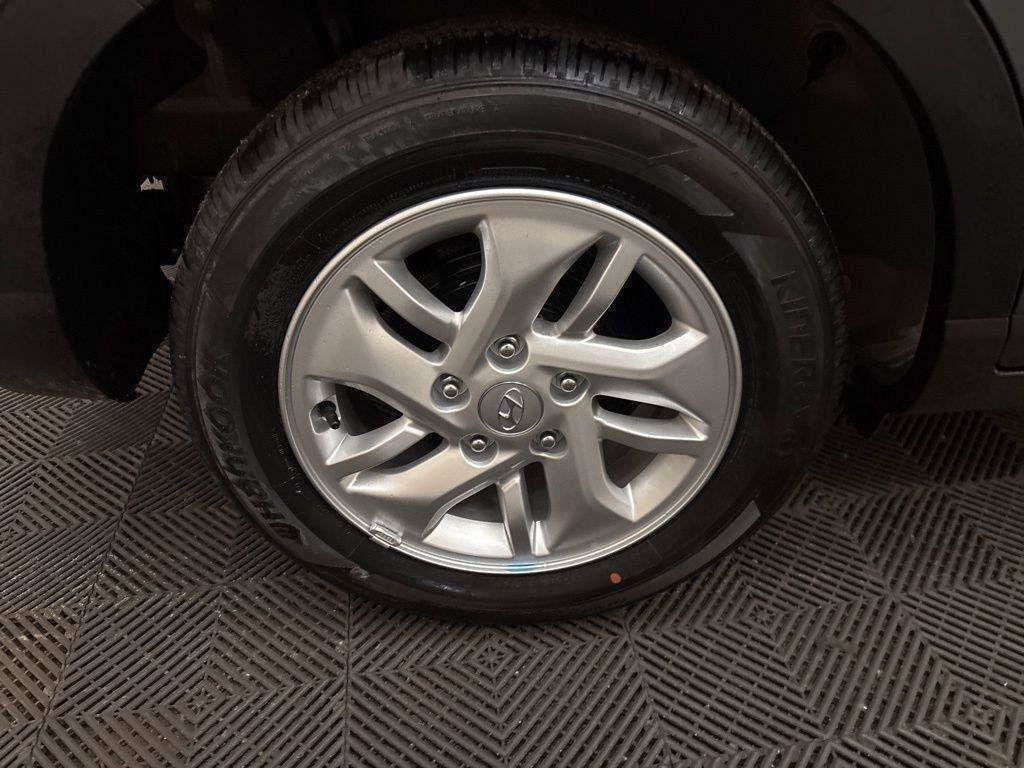 New 2026 Hyundai Venue SE FWD image 22