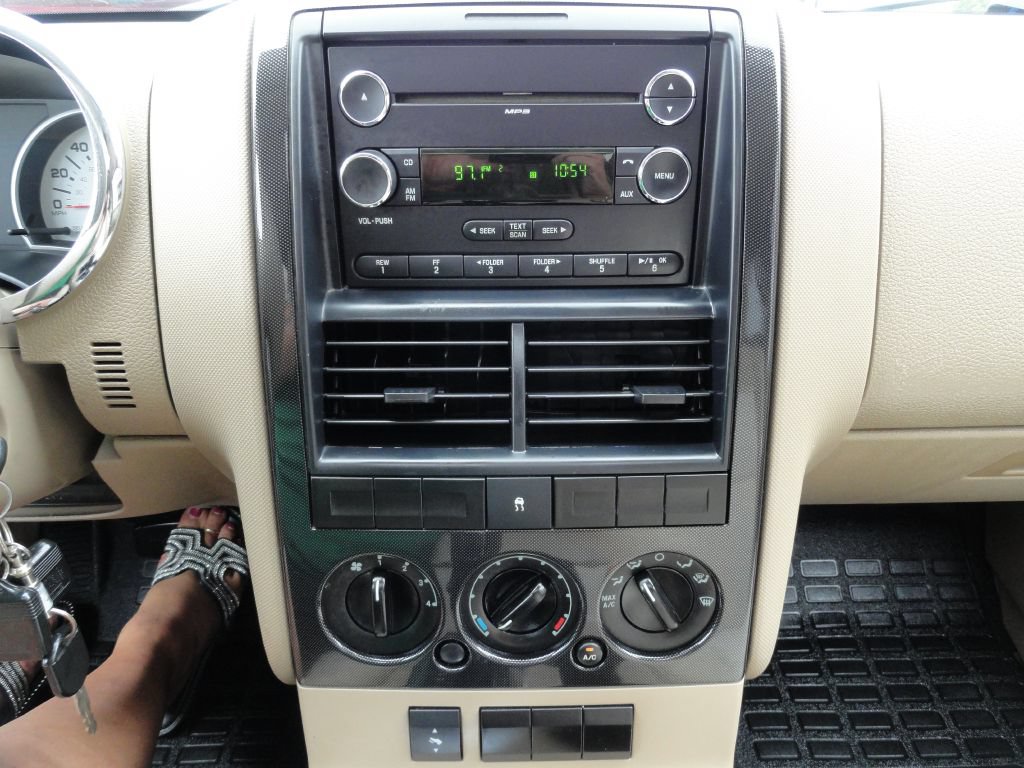 Used 2009 Ford Explorer Sport Trac XLT RWD image 15