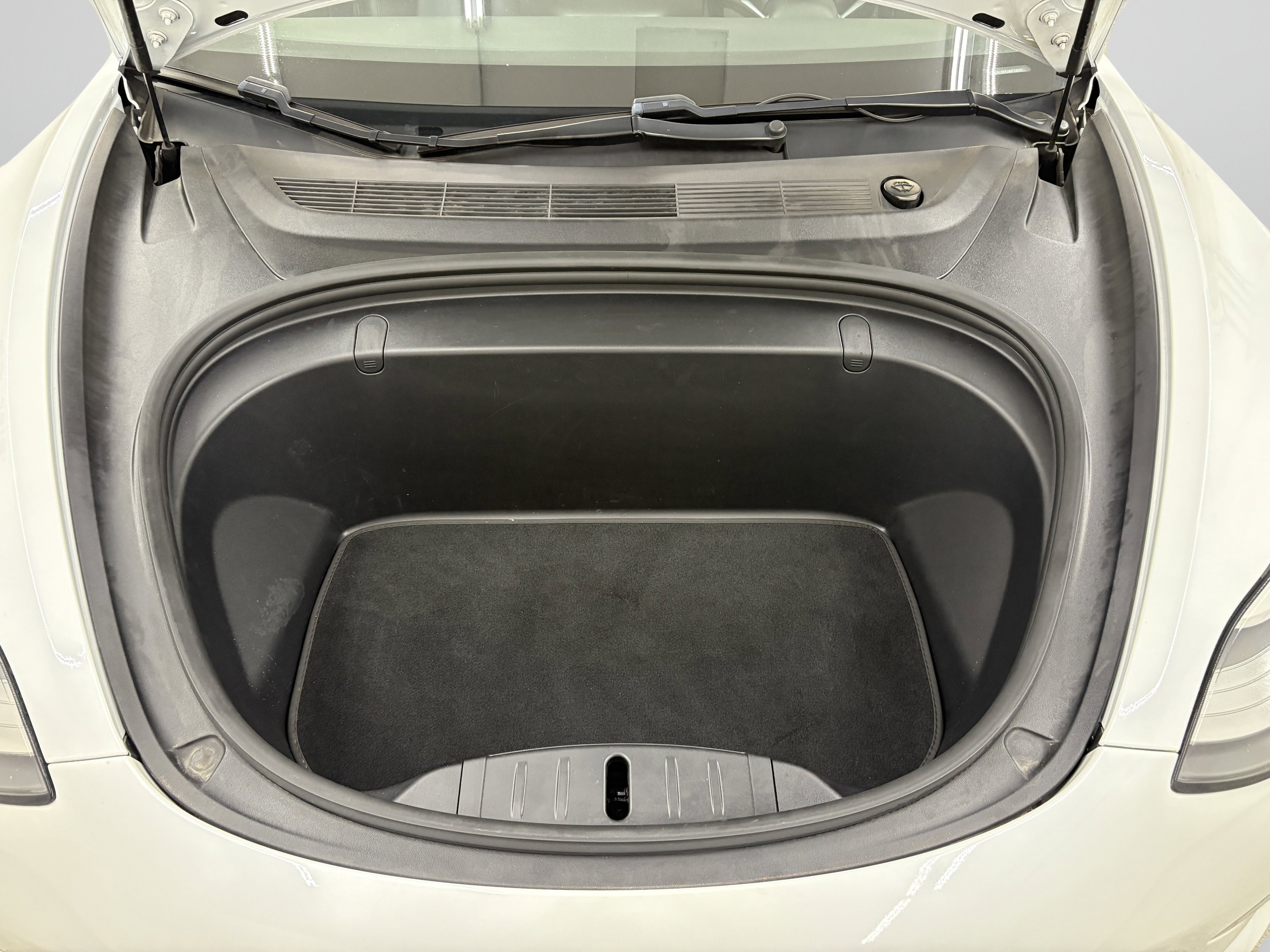 Used 2019 Tesla Model 3 Standard Range Plus image 29