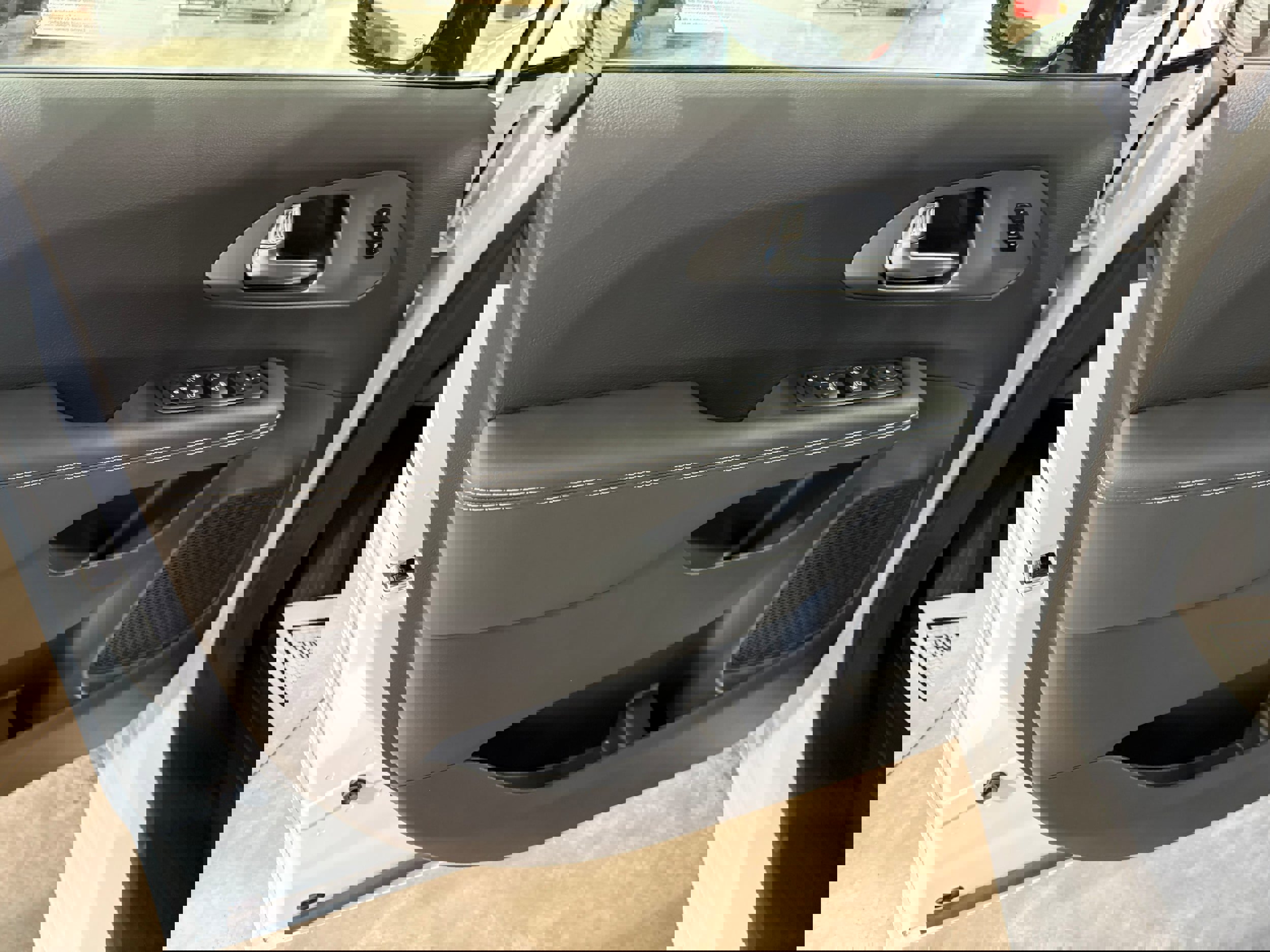 New 2026 Chrysler Pacifica Select image 27