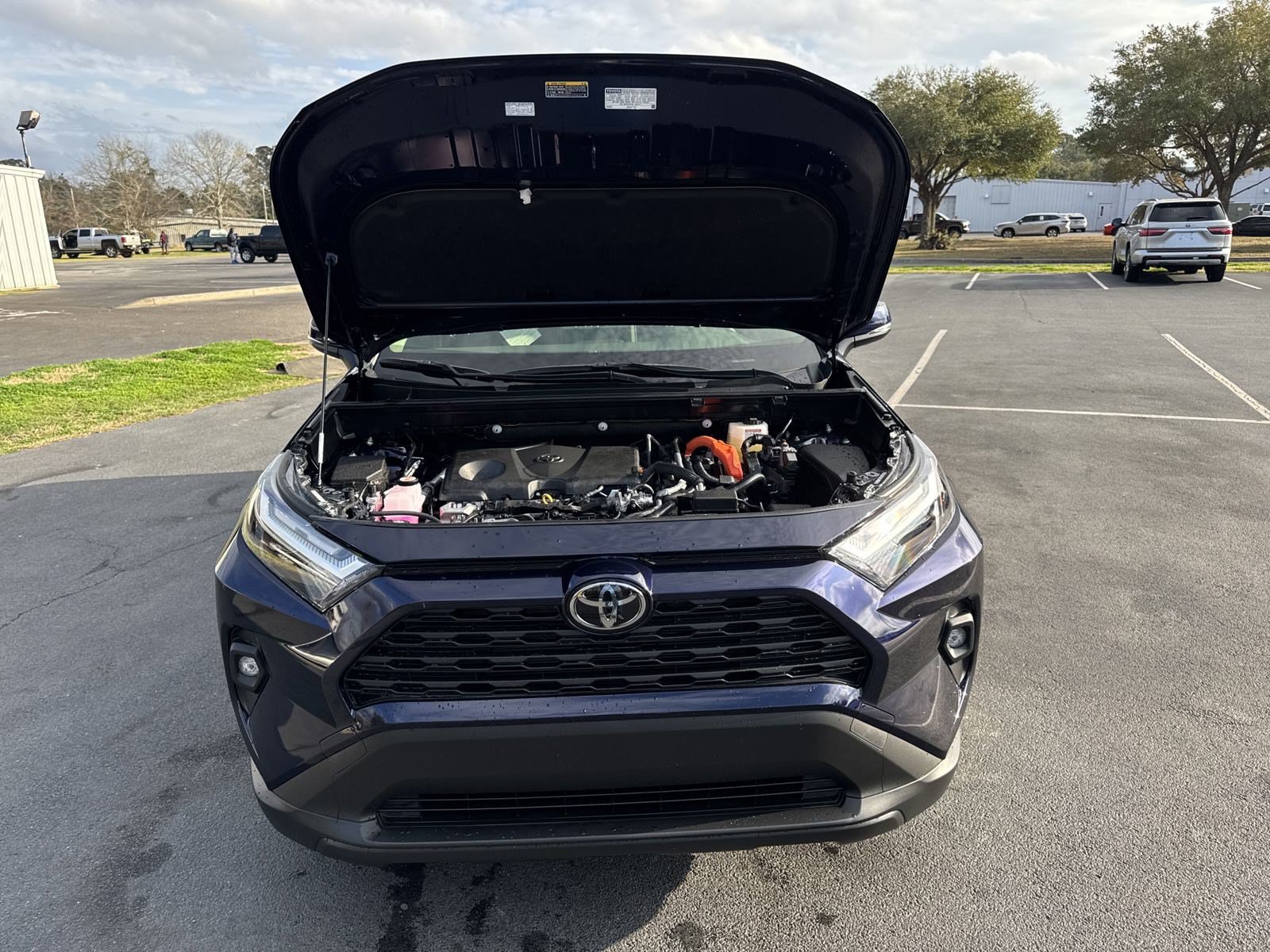 New 2025 Toyota RAV4 XLE Premium w/ Weather Package AWD/4WD image 42