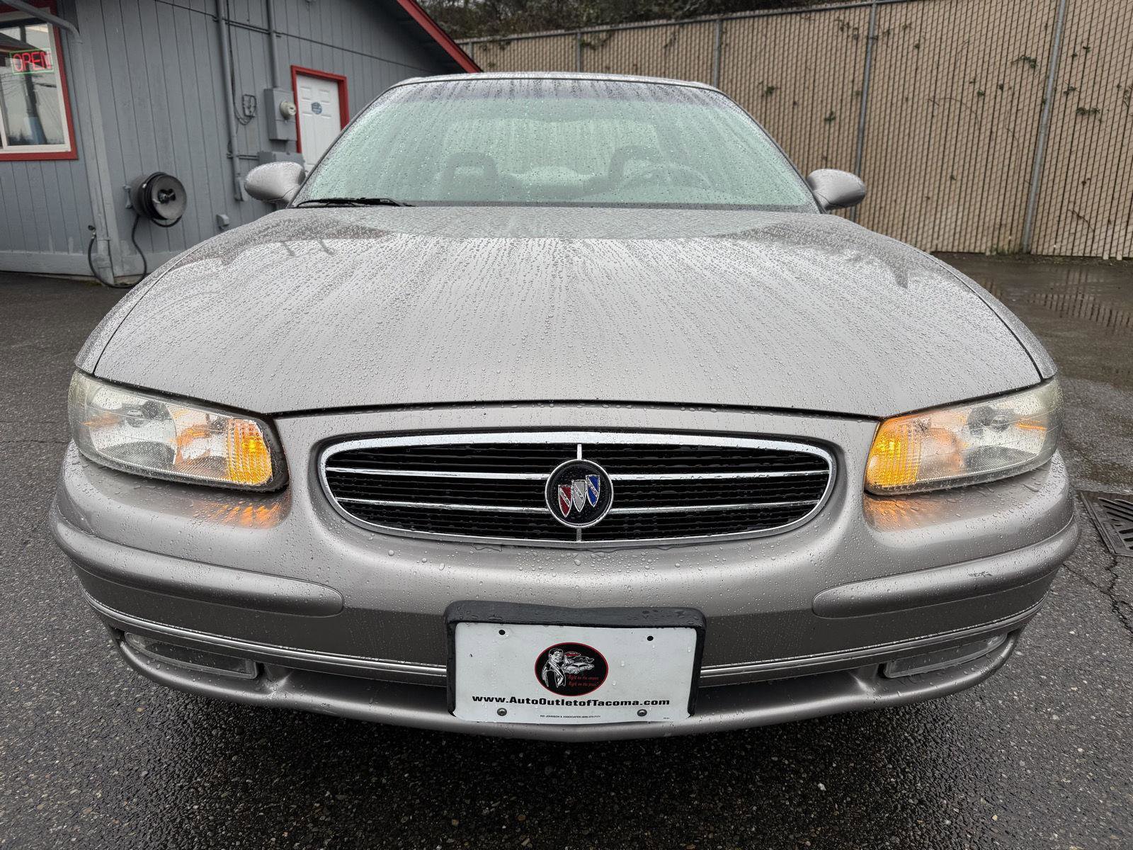 Used 1999 Buick Regal LS w/ Gran Touring Pkg image 3