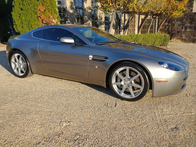 Used 2007 Aston Martin V8 Vantage Coupe image 25