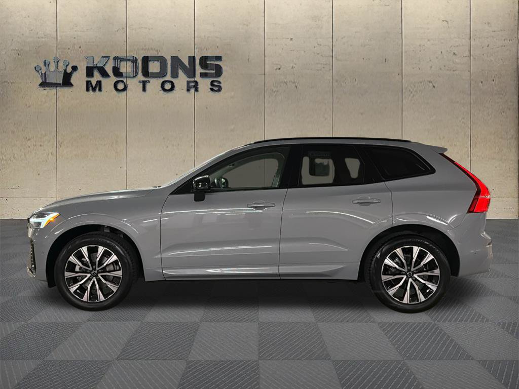 Used 2024 Volvo XC60 B5 Plus w/ Climate Package AWD/4WD image 4