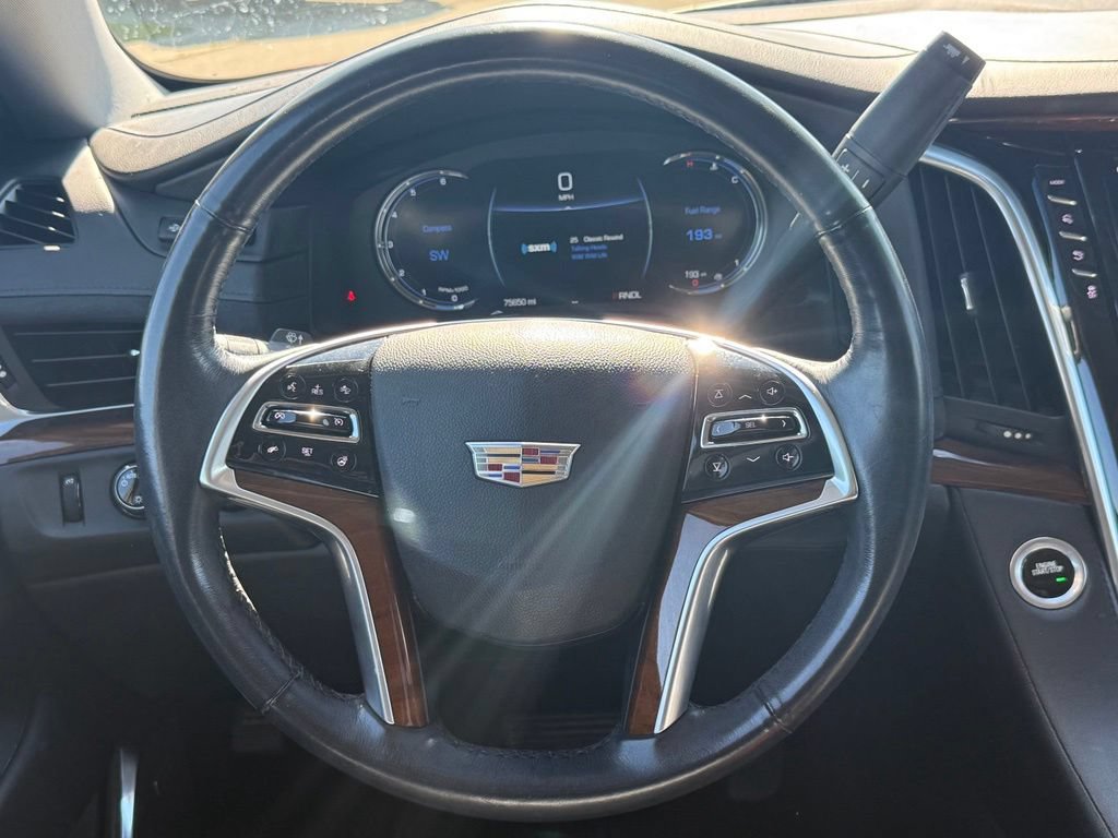 Used 2019 Cadillac Escalade Luxury AWD/4WD image 19