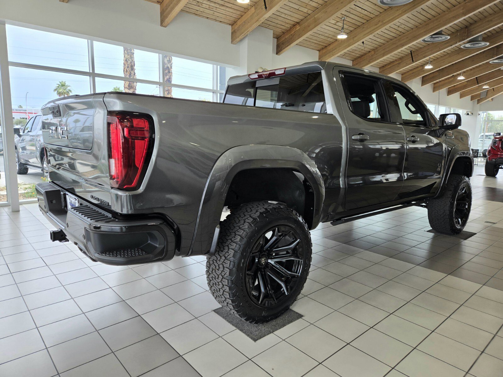 New 2025 GMC Sierra 1500 AT4 w/ AT4 Premium Package image 4