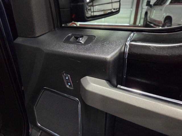 Used 2018 Ford F150 Platinum w/ Equipment Group 701A Luxury AWD/4WD image 41