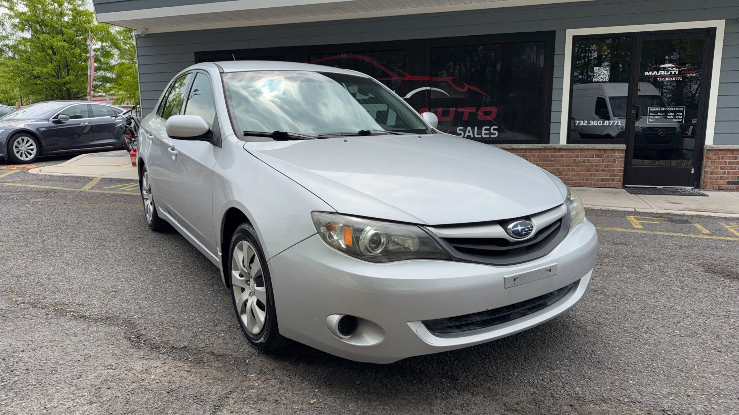 Used 2011 Subaru Impreza 2.5i AWD/4WD image 3