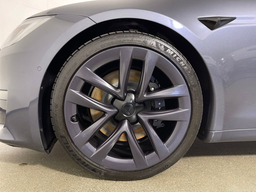 Used 2022 Tesla Model S image 11