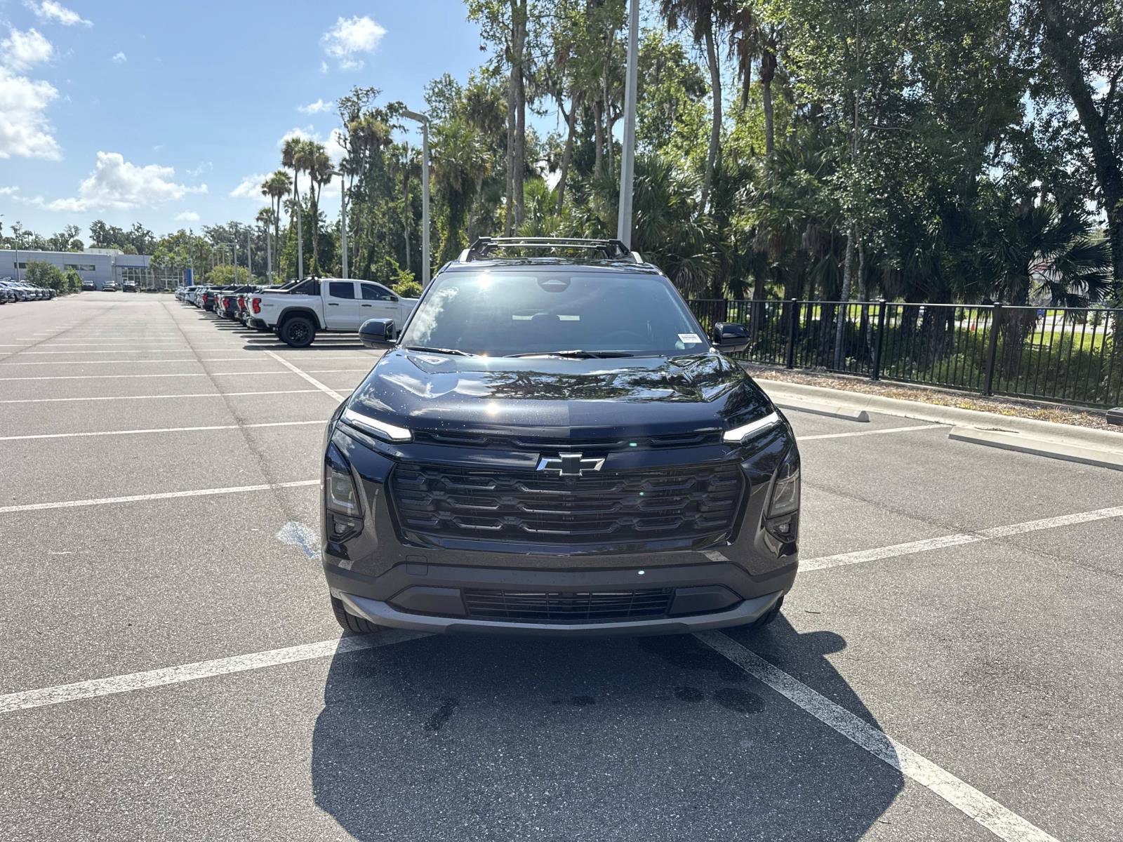 New 2027 Chevrolet Equinox LT w/ Convenience Package II FWD image 8