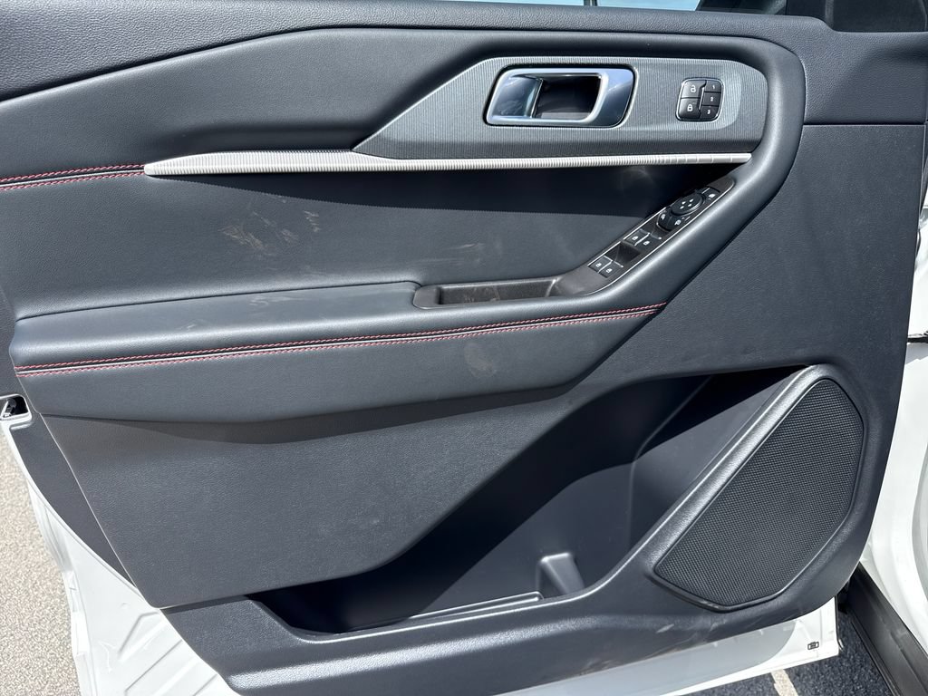 New 2026 Ford Explorer ST RWD image 18