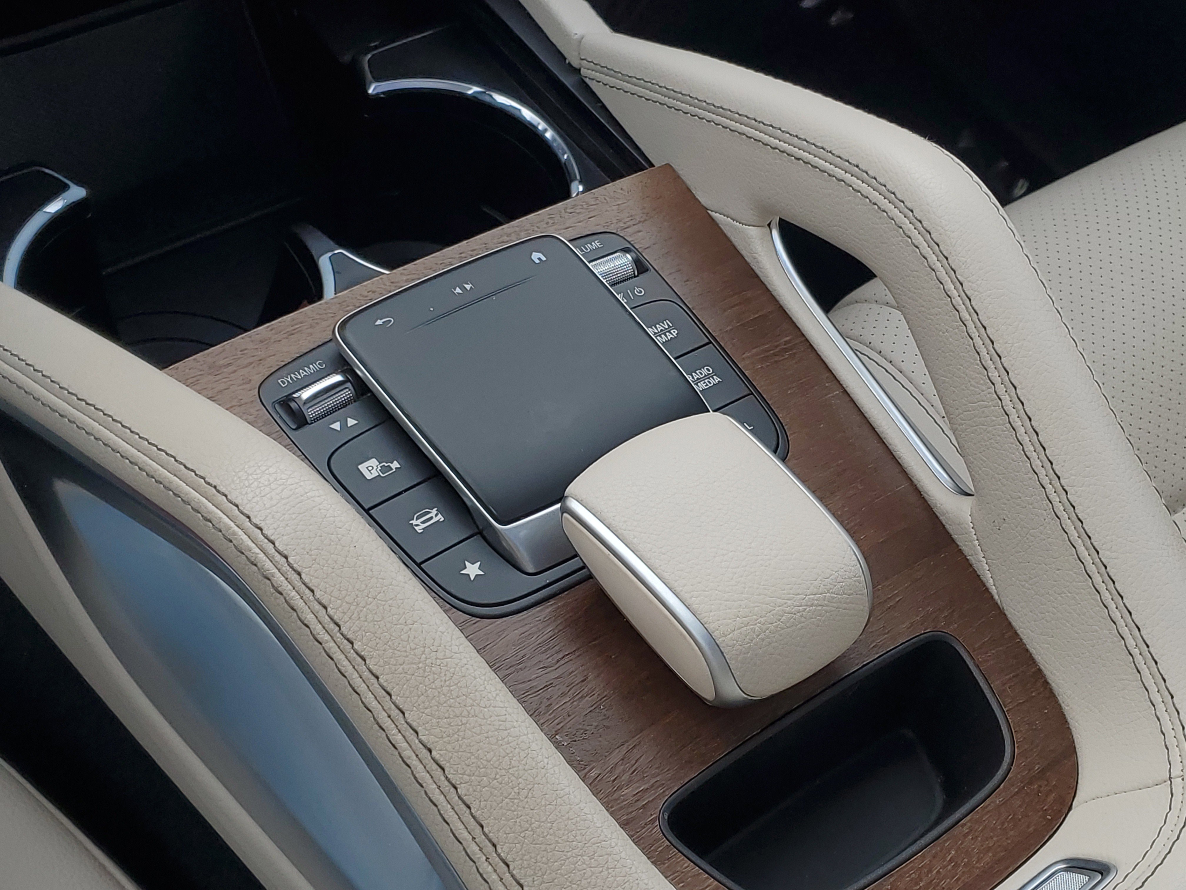 Used 2022 Mercedes-Benz GLE 350 4MATIC image 23