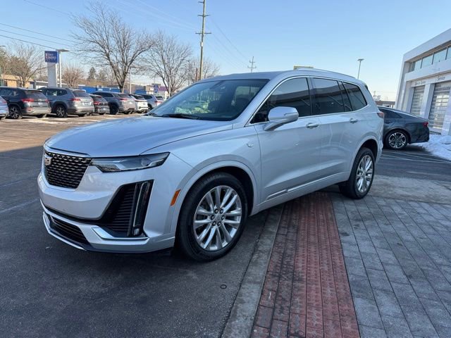 Used 2020 Cadillac XT6 Premium Luxury image 3