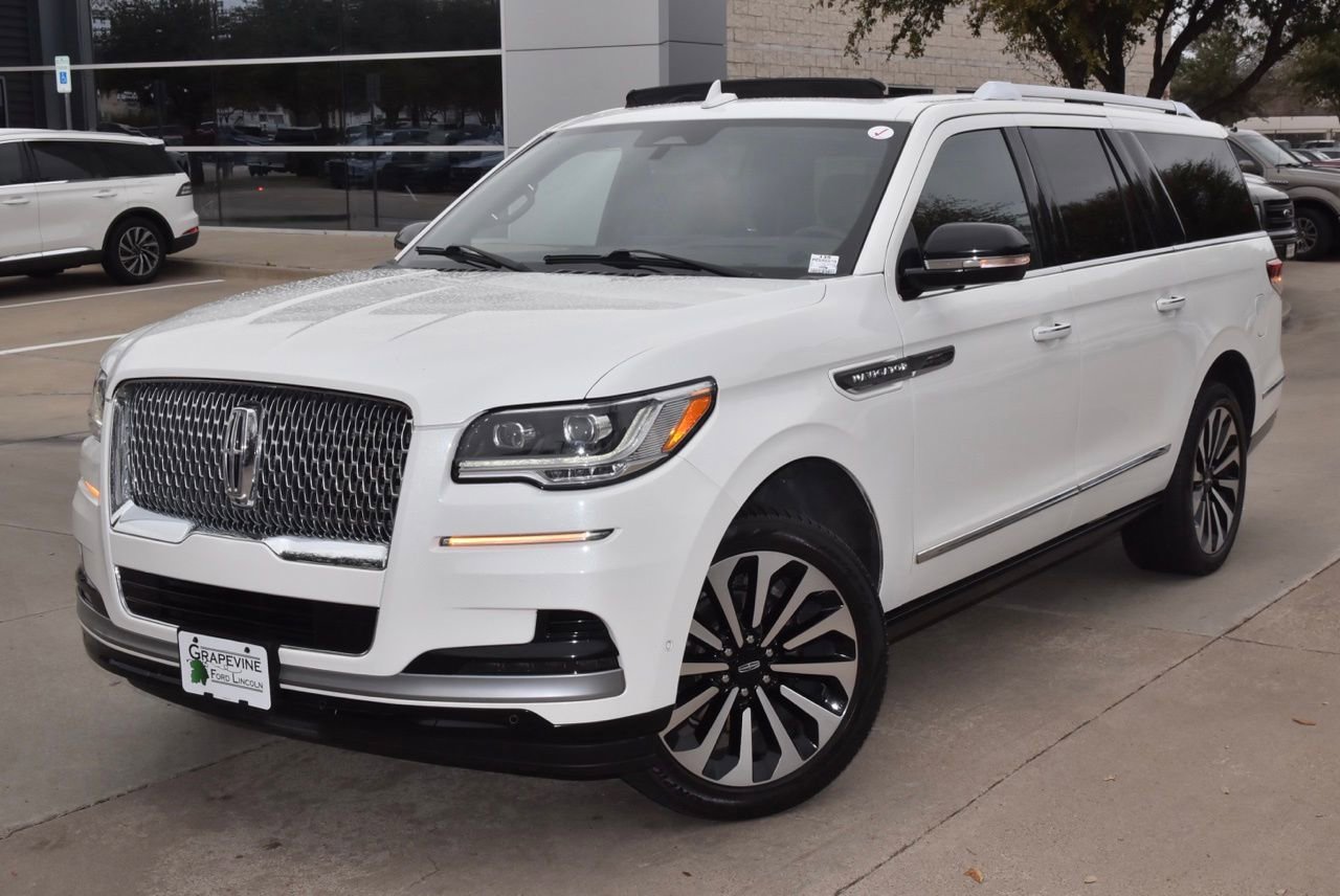 Used 2023 Lincoln Navigator L Reserve image 46
