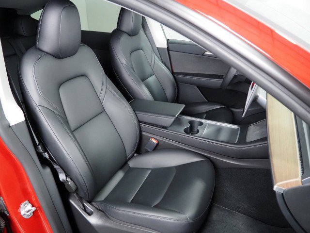 Used 2023 Tesla Model Y Long Range image 2