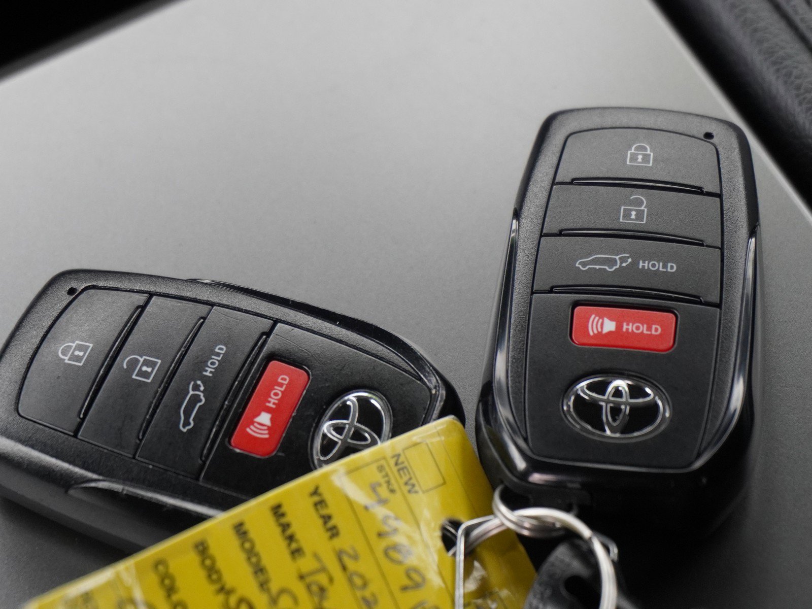 Used 2024 Toyota Sequoia SR5 w/ SR5 Premium Package image 21