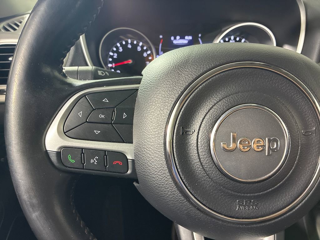 Used 2020 Jeep Compass Latitude image 16