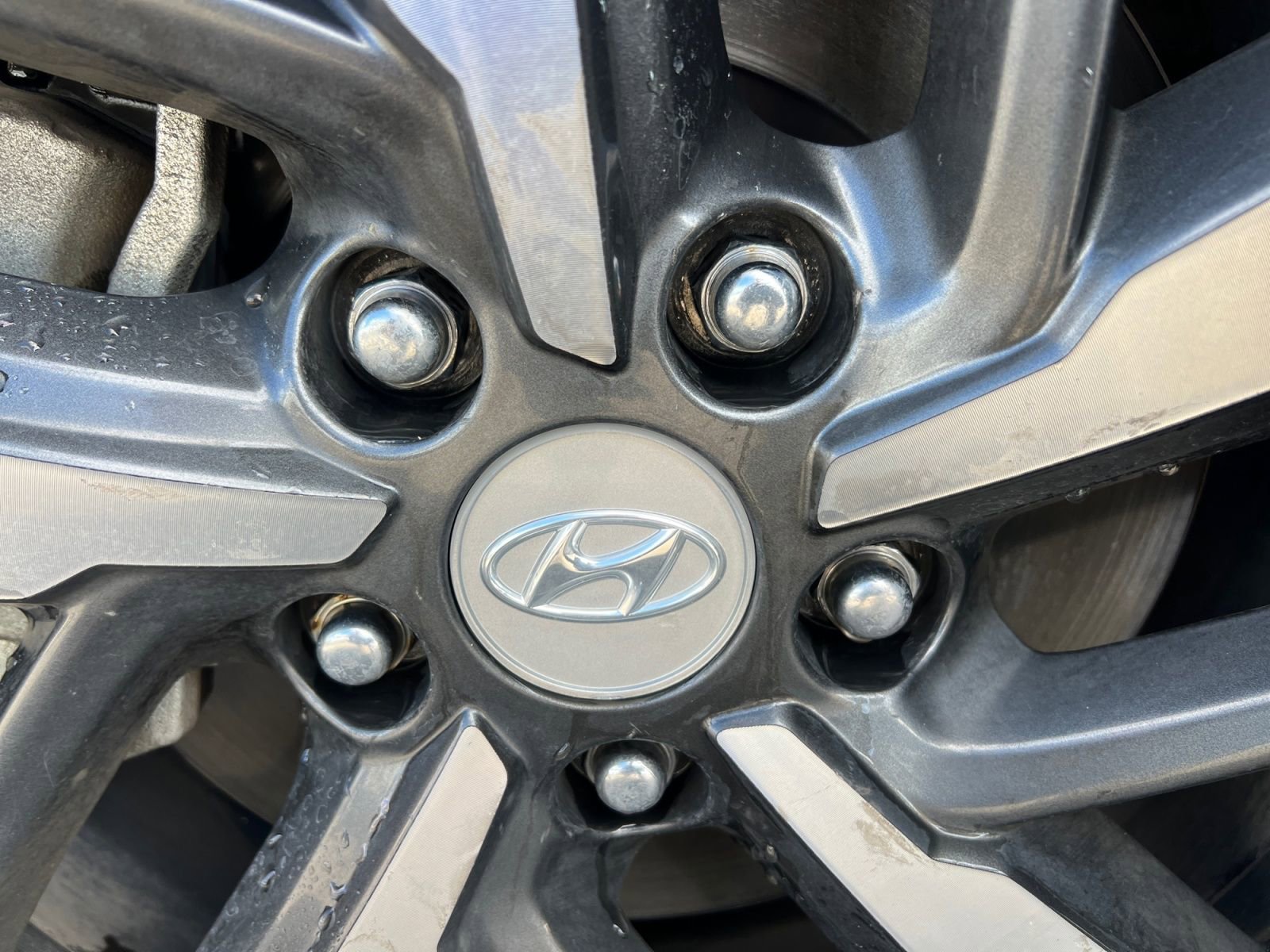 Used 2021 Hyundai Kona Limited AWD/4WD image 33