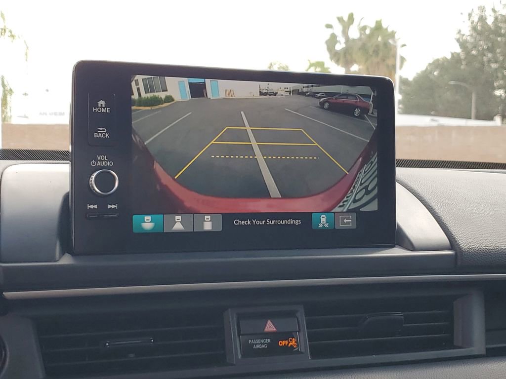 Certified 2025 Honda Pilot Touring image 31