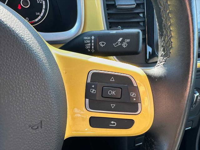 Used 2013 Volkswagen Beetle 2.5 image 31