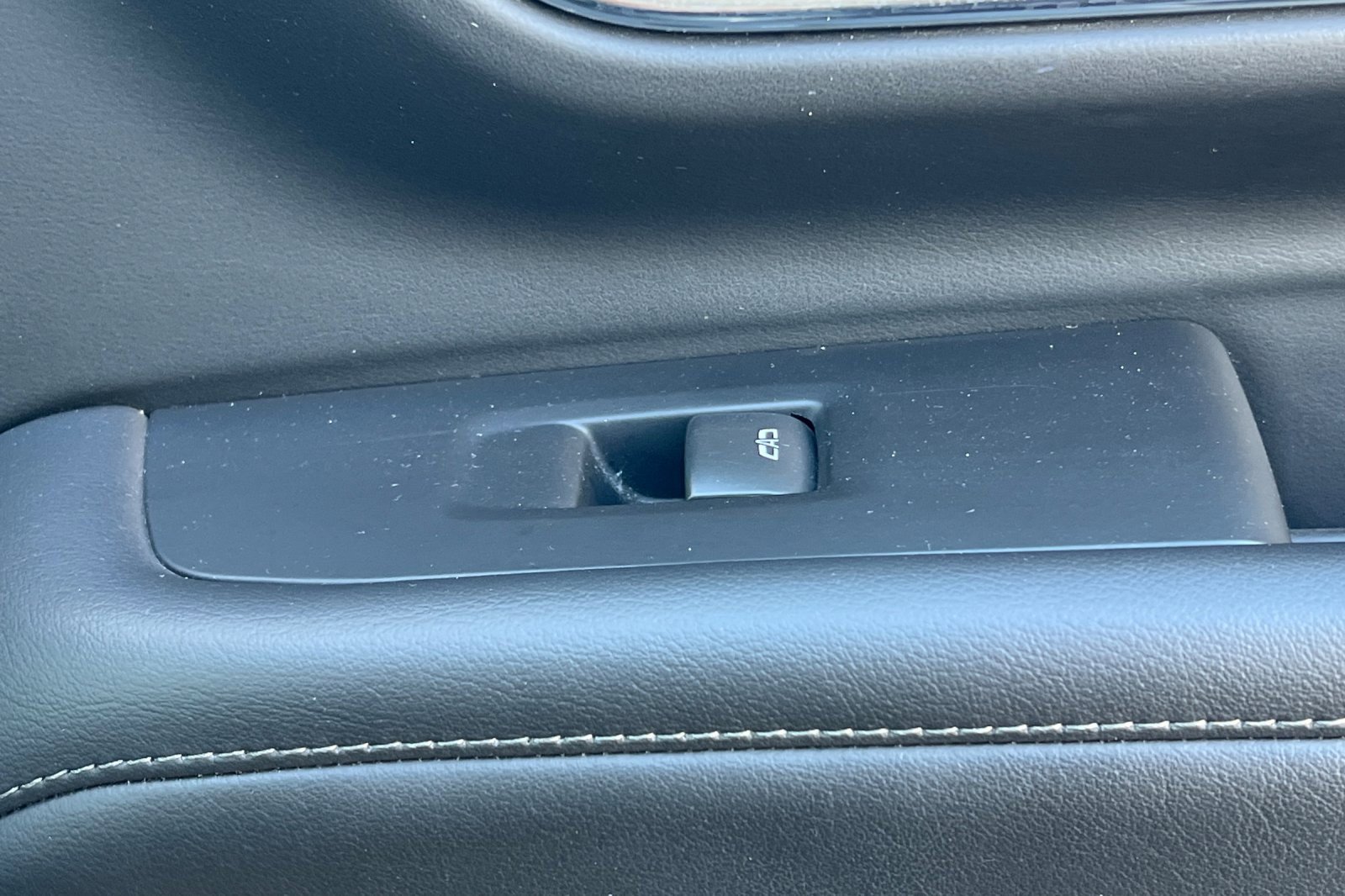 Used 2024 Chevrolet Tahoe LT image 22