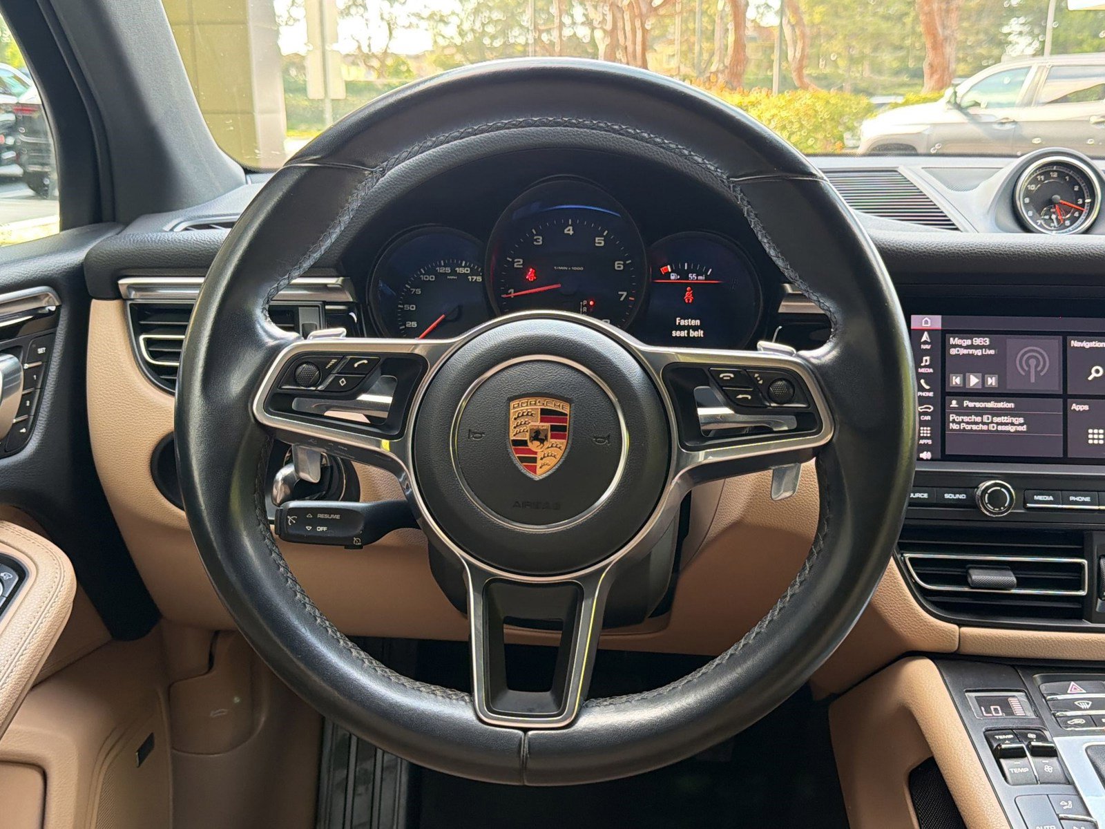 Used 2020 Porsche Macan AWD/4WD image 18