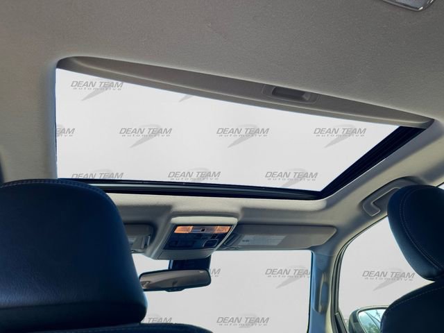 Used 2023 Toyota 4Runner SR5 Premium w/ Moonroof Package AWD/4WD image 17