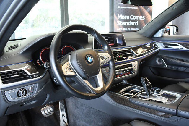 Used 2019 BMW 750i xDrive w/ Executive Package AWD/4WD image 49