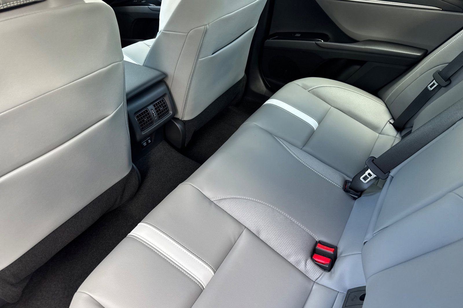 New 2026 Toyota Camry SE image 13