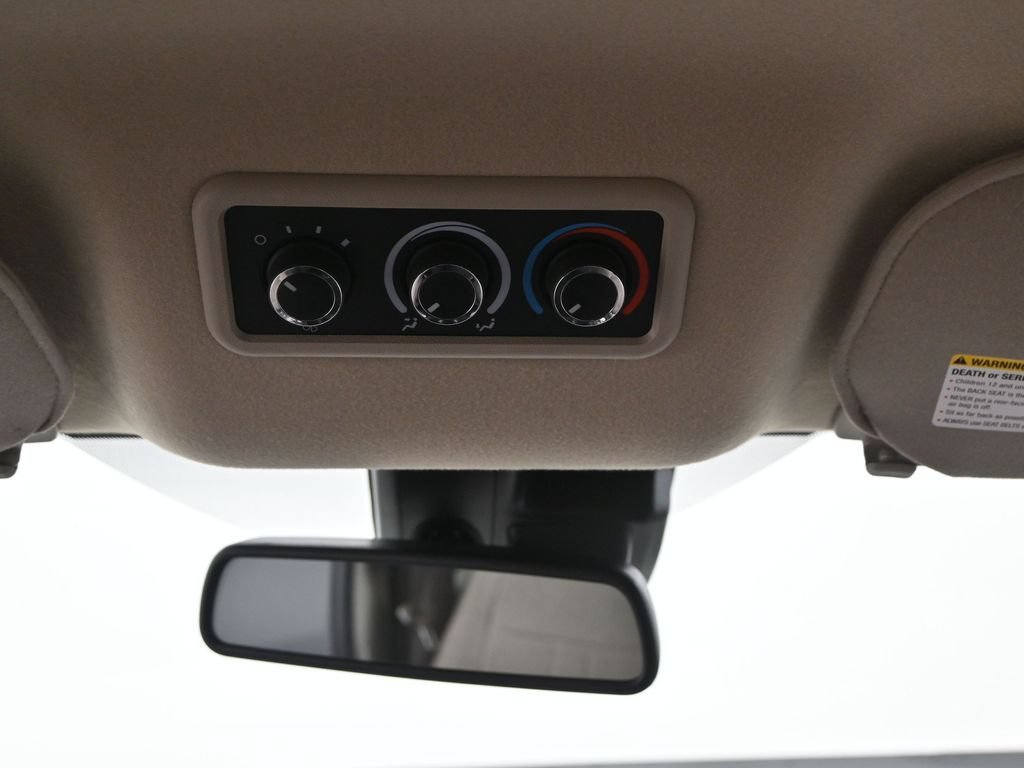 Certified 2024 Chevrolet Express 3500 LT w/ LT Preferred Equipment Group RWD image 16