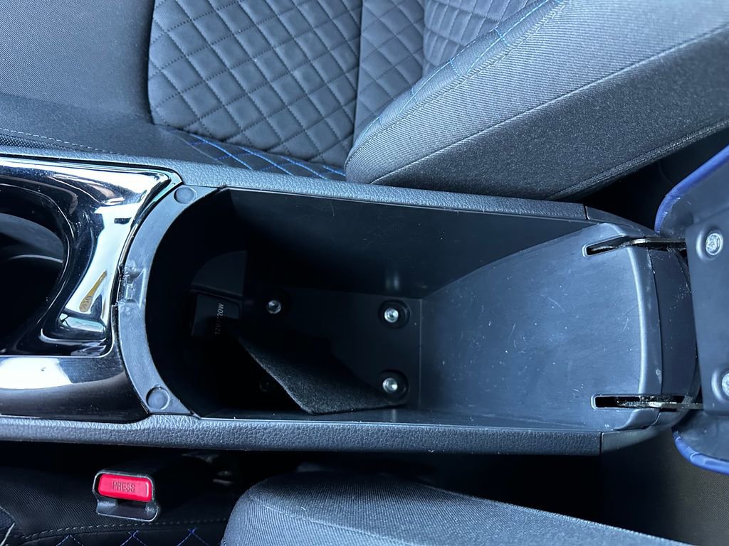 Used 2020 Toyota C-HR XLE image 59