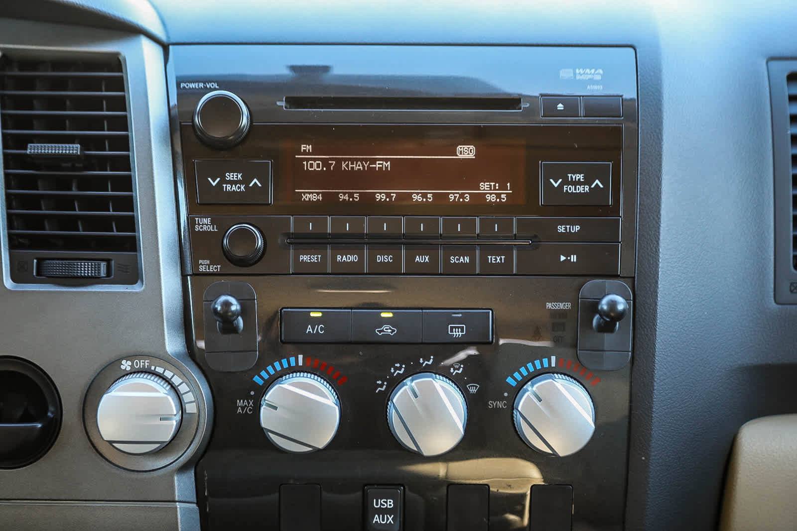 Used 2011 Toyota Tundra 2WD CrewMax w/ Tow Pkg image 14