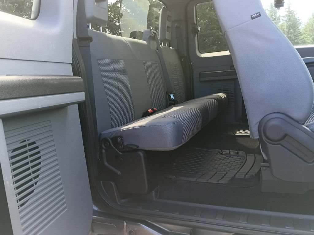 Used 2015 Ford F250 XLT w/ XLT Value Package AWD/4WD image 17